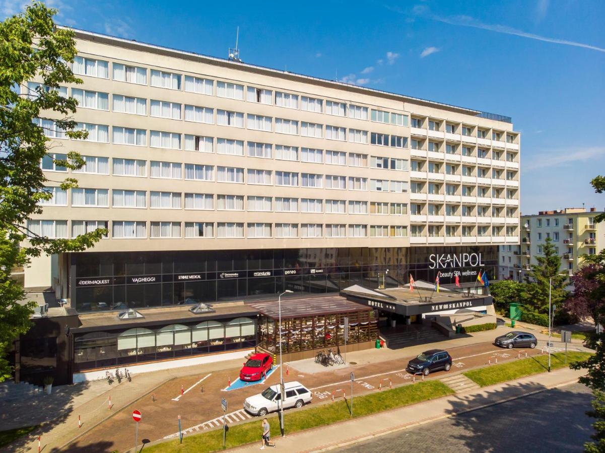 Hotel New Skanpol Kołobrzeg Kültér fotó
