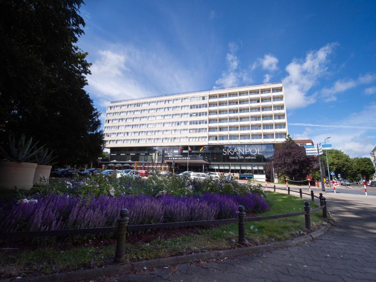 Hotel New Skanpol Kołobrzeg Kültér fotó