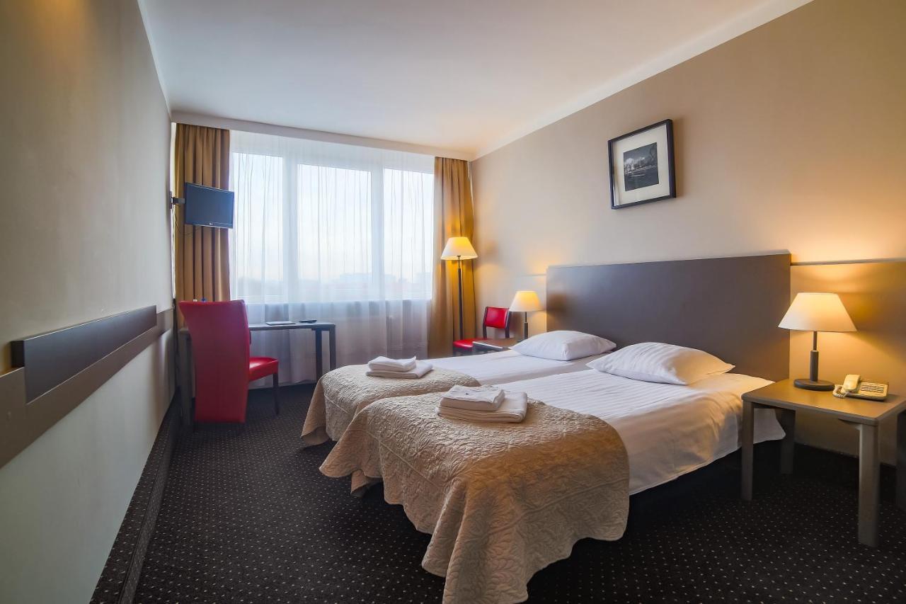 Hotel New Skanpol Kołobrzeg Kültér fotó