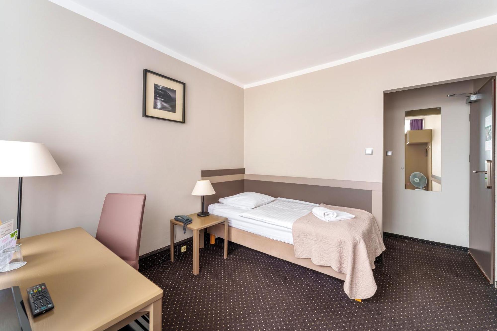 Hotel New Skanpol Kołobrzeg Kültér fotó